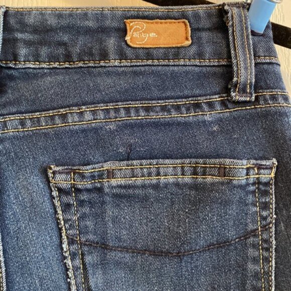Paige Skyline Skinny Jeans - size 24 - Picture 5 of 12